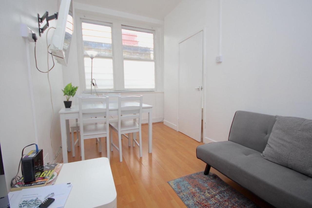 Great Flat Located In Trendy Soho Appartement Londen Buitenkant foto